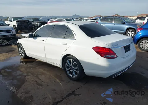 2018 Mercedes-Benz C 300 from USA, damaged, VIN 55SWF4JB9JU239712